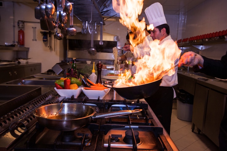 Fogão industrial: transforme o desempenho da sua cozinha de restaurante